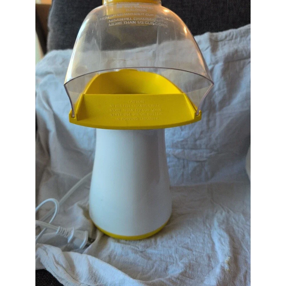 Presto Poppette  Electric Popcorn Maker only used twice, works perfectly